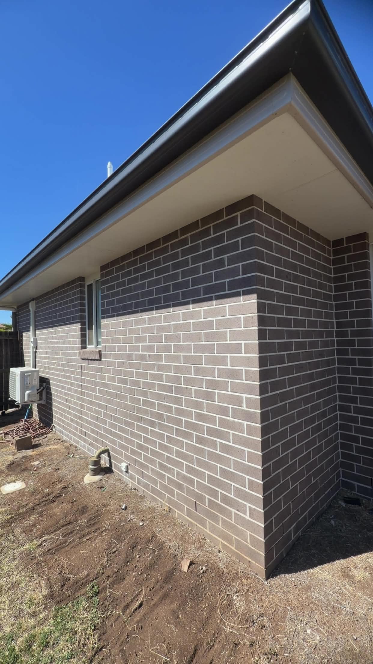 Clean brick exterior after softwash